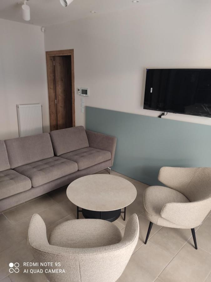 Blue Rose Luxury And Comfort Apartment At The Centre Of Preveza Exterior foto